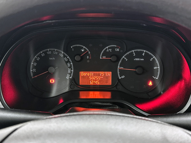 Opel Combo 1.4 L2H1 ecoFLEX Benzine Airco Imperiaal - Furgon i vogël: foto 5 Opel Combo 1.4 L2H1 ecoFLEX Benzine Airco Imperiaal - Furgon i vogël: foto 5