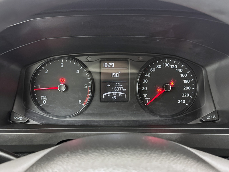 Volkswagen Transporter 2.0 TDI L1H1 Imperiaal Cruise control Airco Betimmering - Furgon i vogël: foto 5 Volkswagen Transporter 2.0 TDI L1H1 Imperiaal Cruise control Airco Betimmering - Furgon i vogël: foto 5