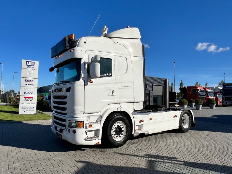 Scania R450 4x2 trekker Highline / Retarder / 2x Tank / Special interior - Gjysmë-kamion: foto 1 Scania R450 4x2 trekker Highline / Retarder / 2x Tank / Special interior - Gjysmë-kamion: foto 1