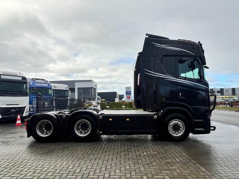 Scania S730 6x4 Trekker Retarder / Special Interior - Gjysmë-kamion: foto 4 Scania S730 6x4 Trekker Retarder / Special Interior - Gjysmë-kamion: foto 4