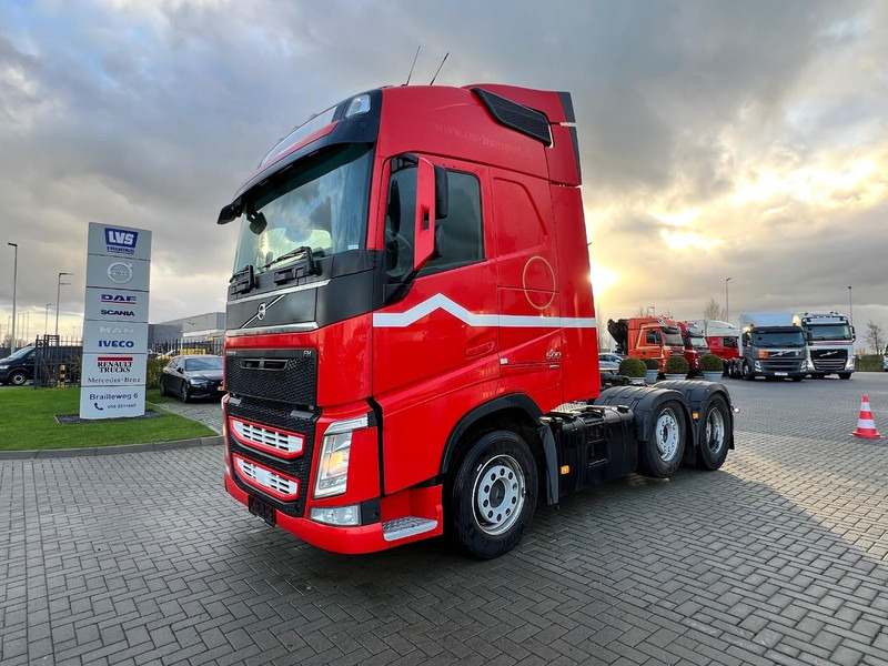 Volvo FH 500 6x2 trekker Globetrotter / Pusher / lift - Gjysmë-kamion: foto 1 Volvo FH 500 6x2 trekker Globetrotter / Pusher / lift - Gjysmë-kamion: foto 1
