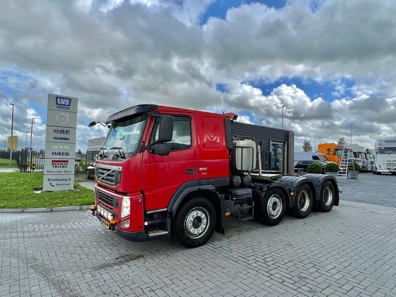 Volvo FM 500 8x4 trekker EEV / Euro 5 / 150.000kg !- Retarder - Gjysmë-kamion: foto 1 Volvo FM 500 8x4 trekker EEV / Euro 5 / 150.000kg !- Retarder - Gjysmë-kamion: foto 1