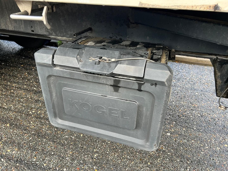 Gjysmë rimorkio frigorifer Kögel 3 assige koeloplegger Lift axle / Carrier Vector 1950: foto 17 Gjysmë rimorkio frigorifer Kögel 3 assige koeloplegger Lift axle / Carrier Vector 1950: foto 17