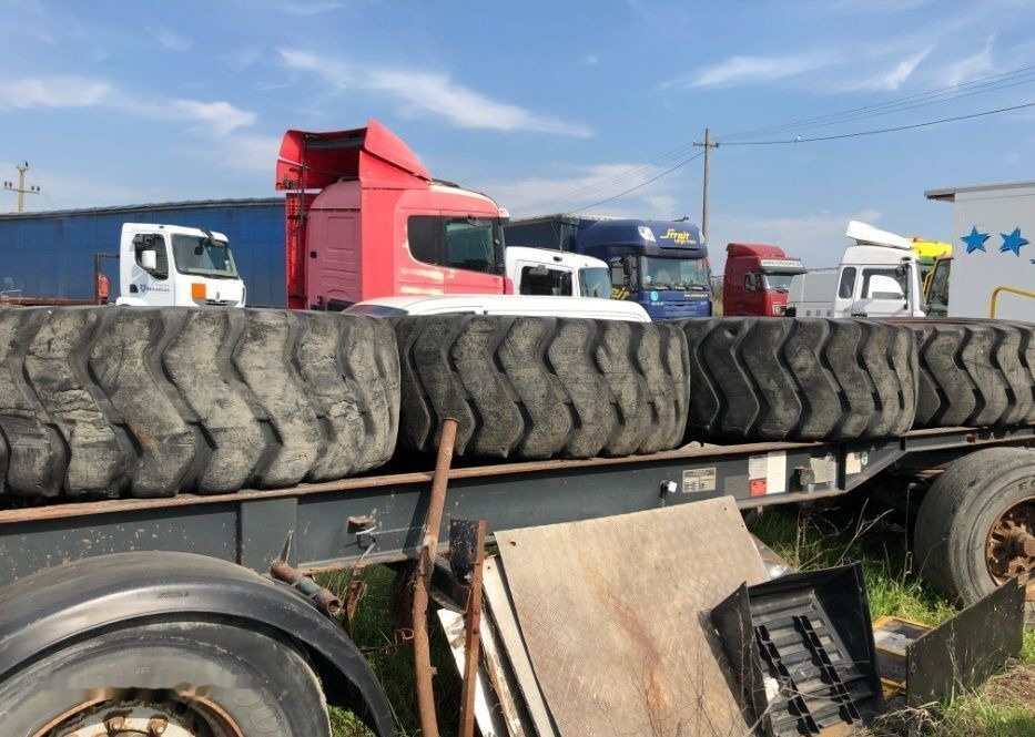 Anvelope Cu 24PR 4 BUC VOLA Incarcator VOLVO KOMATSU JCB - Rrota: foto 4 Anvelope Cu 24PR 4 BUC VOLA Incarcator VOLVO KOMATSU JCB - Rrota: foto 4