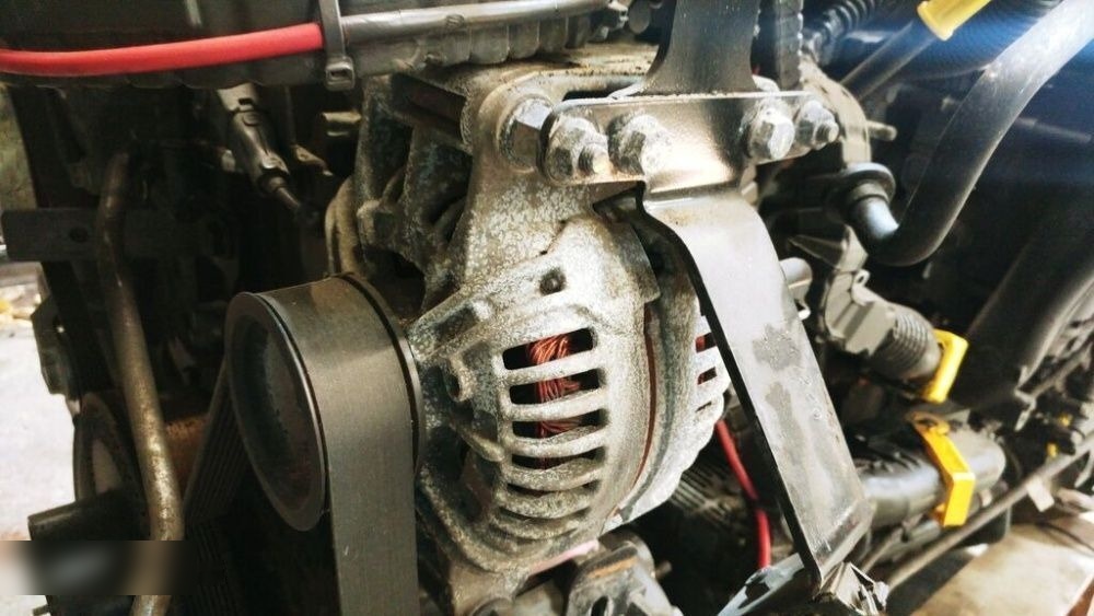 Bosch DAF XF95/XF105 truck - Gjeneratori për Kamioni: foto 1 Bosch DAF XF95/XF105 truck - Gjeneratori për Kamioni: foto 1