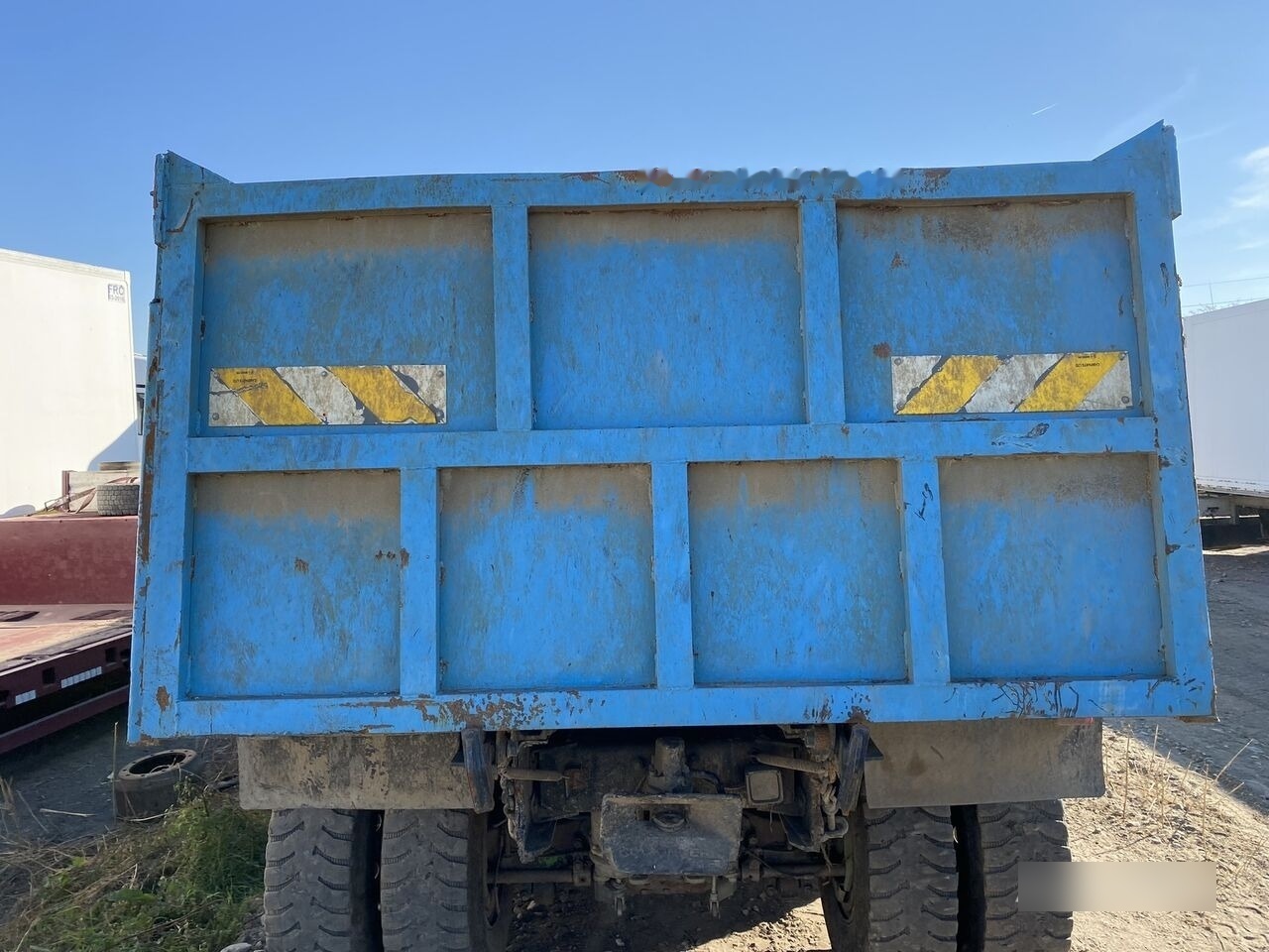 Karroceri e kamionit vetëshkarkues Hardox Bena basculabila cu semisasiu 7m : 8x4: foto 7