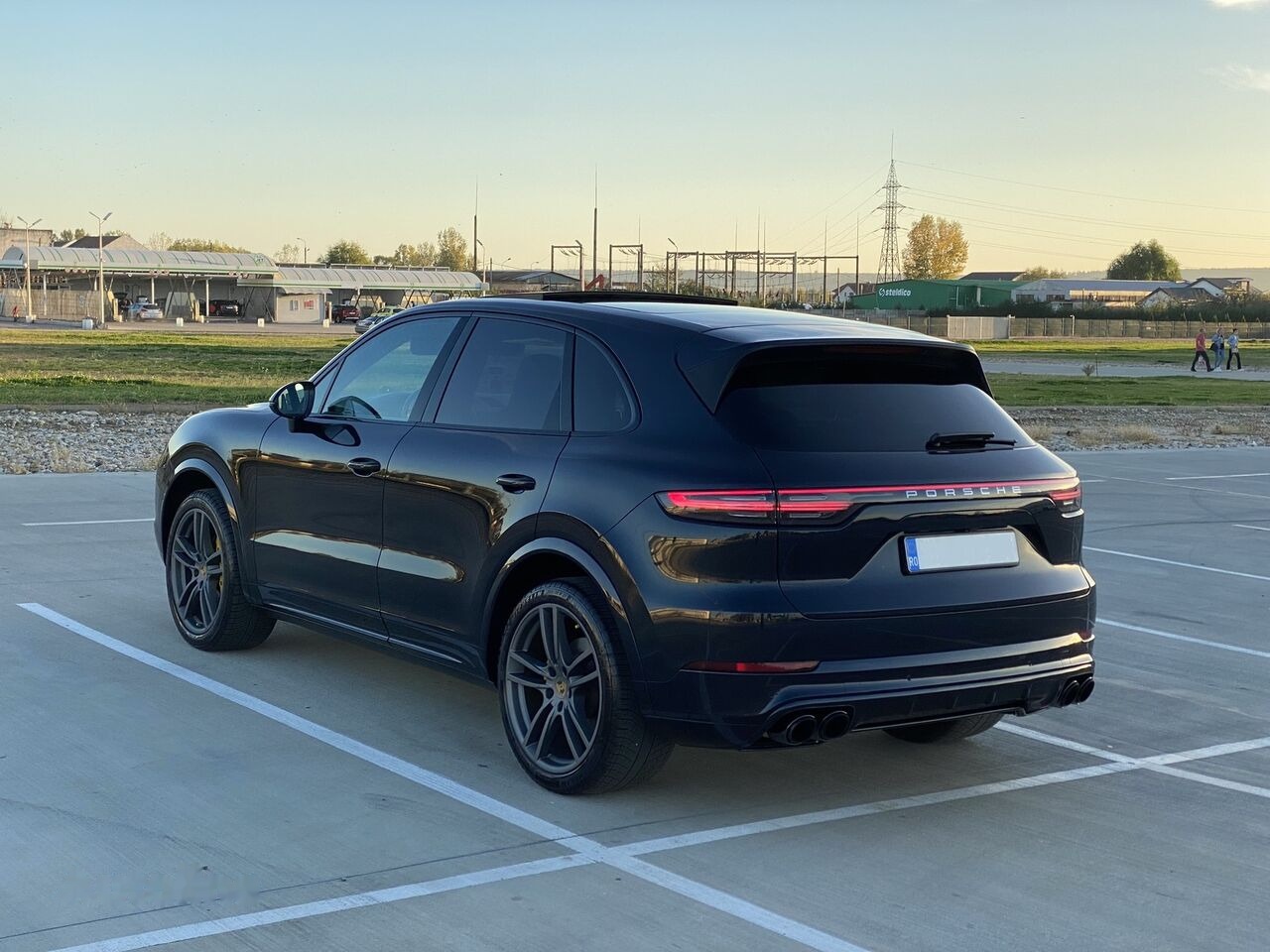 Porsche Cayenne 2018 Facelift Panorama Bose - Veturë: foto 2 Porsche Cayenne 2018 Facelift Panorama Bose - Veturë: foto 2