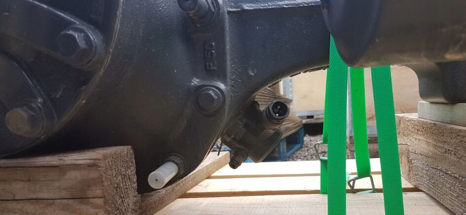 Renault 21008860 Renault MIDLUM truck - Bosht dhe pjesë këmbimi për Kamioni: foto 3 Renault 21008860 Renault MIDLUM truck - Bosht dhe pjesë këmbimi për Kamioni: foto 3