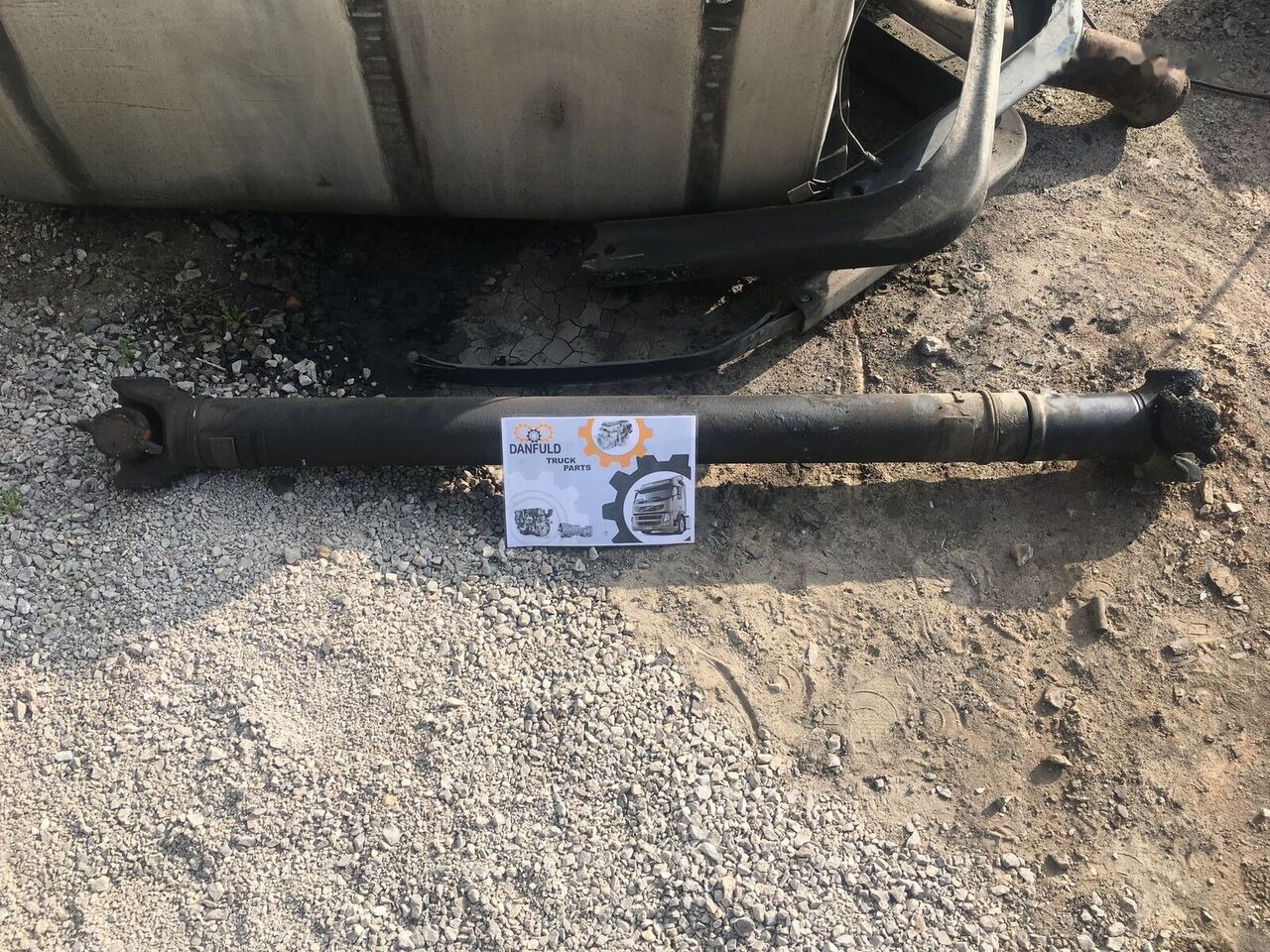 Scania 114L truck - Bosht kardanike për Kamioni: foto 1 Scania 114L truck - Bosht kardanike për Kamioni: foto 1