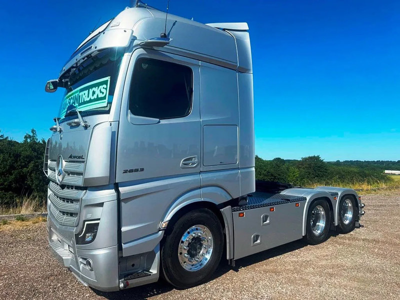Mercedes-Benz Actros 2653 Special Interior. 6x2 3250mm weelbase. Air / Air suspension. hydr. syatem. Invertor. Micro wave. - Gjysmë-kamion: foto 3 Mercedes-Benz Actros 2653 Special Interior. 6x2 3250mm weelbase. Air / Air suspension. hydr. syatem. Invertor. Micro wave. - Gjysmë-kamion: foto 3