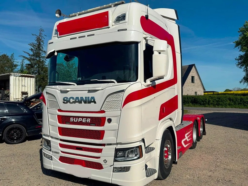 Scania R650 V8 NGS Special interior. Air / Air suspension. hydr. system. Opticruise / Retarder. - Gjysmë-kamion: foto 4 Scania R650 V8 NGS Special interior. Air / Air suspension. hydr. system. Opticruise / Retarder. - Gjysmë-kamion: foto 4