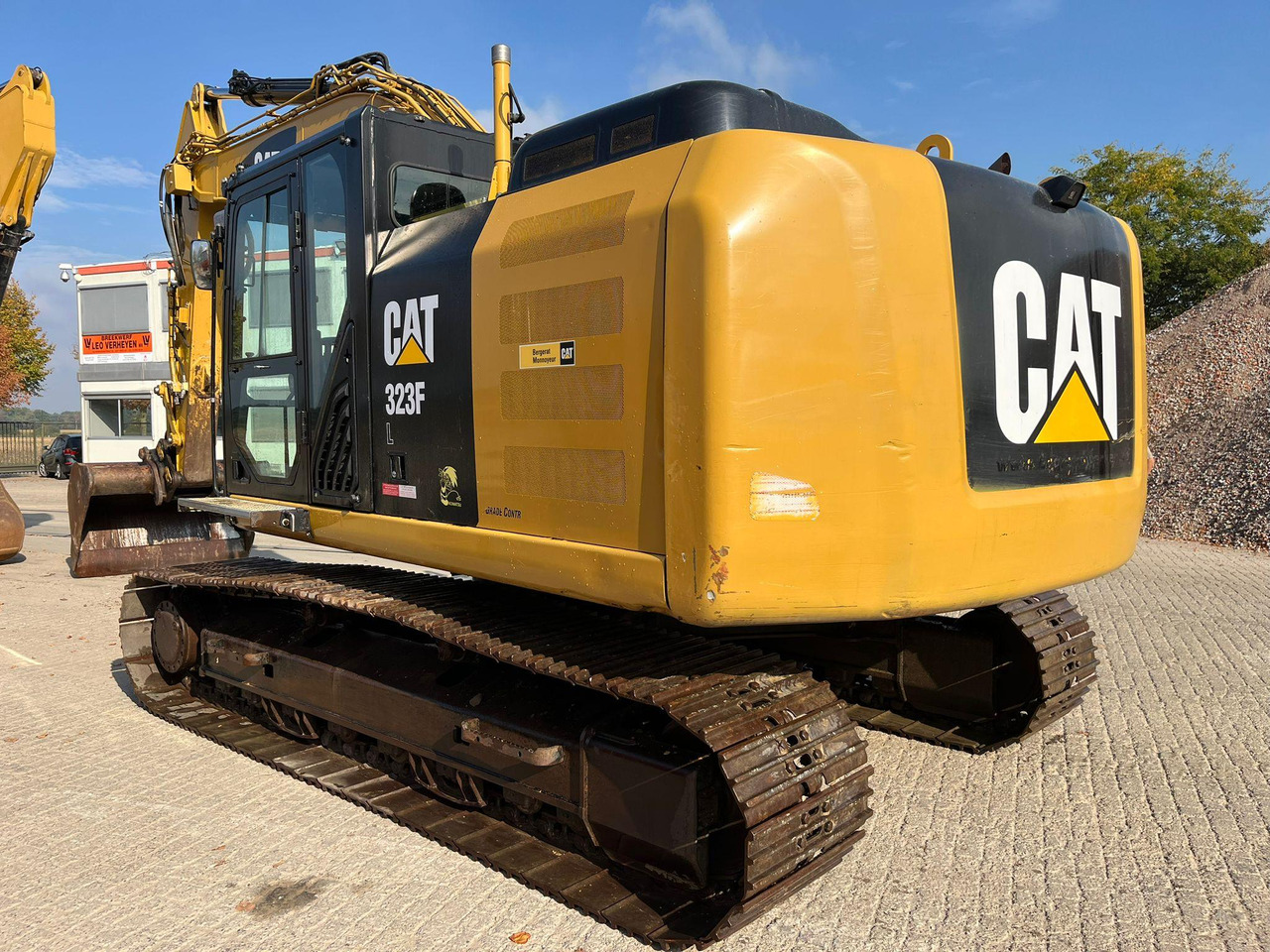 Caterpillar 323FL - Ekskavator me zinxhirë: foto 2 Caterpillar 323FL - Ekskavator me zinxhirë: foto 2