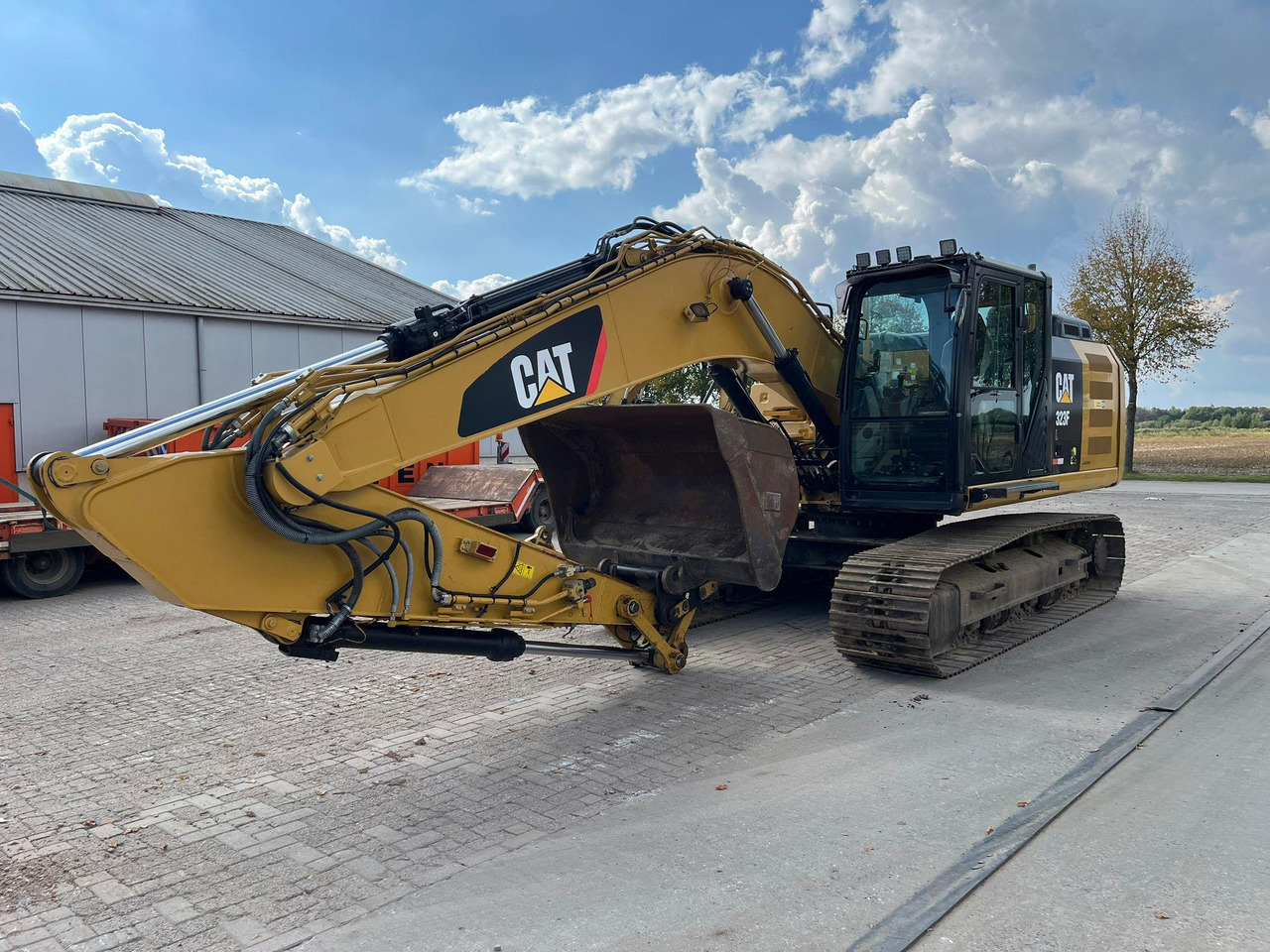 Caterpillar 323FL - Ekskavator me zinxhirë: foto 5 Caterpillar 323FL - Ekskavator me zinxhirë: foto 5