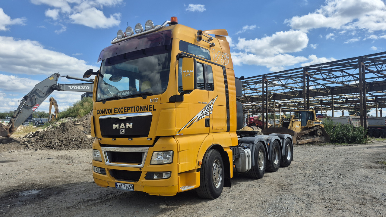 MAN TGX 41.680 - Gjysmë-kamion: foto 1 MAN TGX 41.680 - Gjysmë-kamion: foto 1