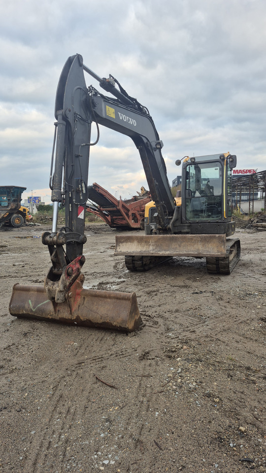 VOLVO ECR88D - Ekskavator me zinxhirë: foto 3 VOLVO ECR88D - Ekskavator me zinxhirë: foto 3