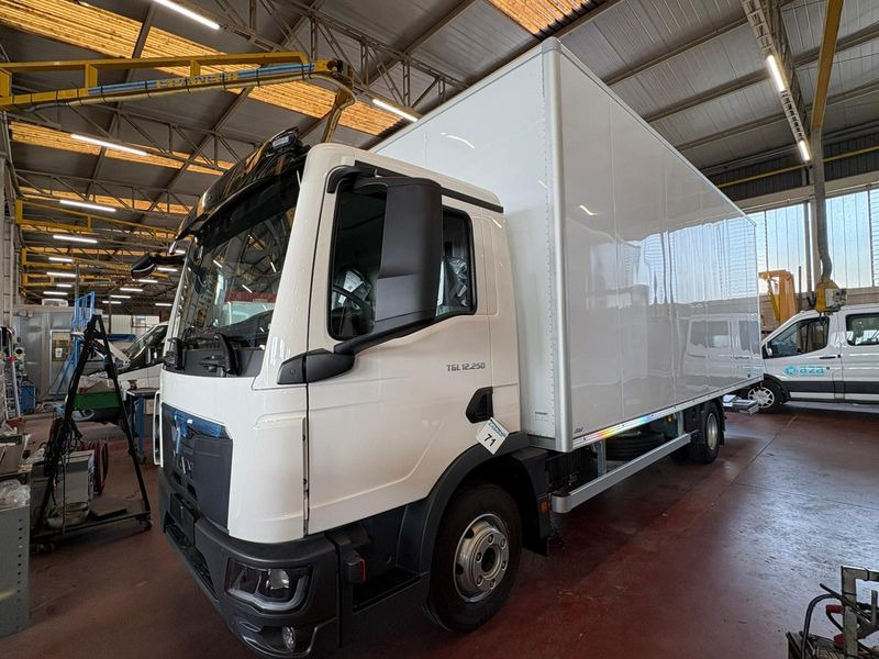 CUBO CON PEDANA 4x2 250hp MAN TGL 12.250 4x2 BL CH - Kamion vagonetë: foto 1 CUBO CON PEDANA 4x2 250hp MAN TGL 12.250 4x2 BL CH - Kamion vagonetë: foto 1