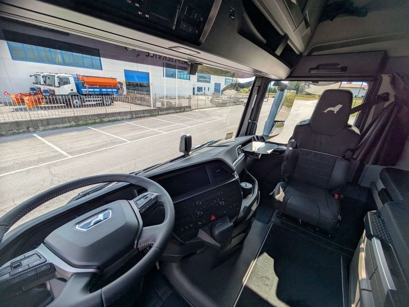 TRATTORE STRADALE MAN TGX 560hp NUOVO TGX 18.560 4x2 LL SA - Gjysmë-kamion: foto 5 TRATTORE STRADALE MAN TGX 560hp NUOVO TGX 18.560 4x2 LL SA - Gjysmë-kamion: foto 5