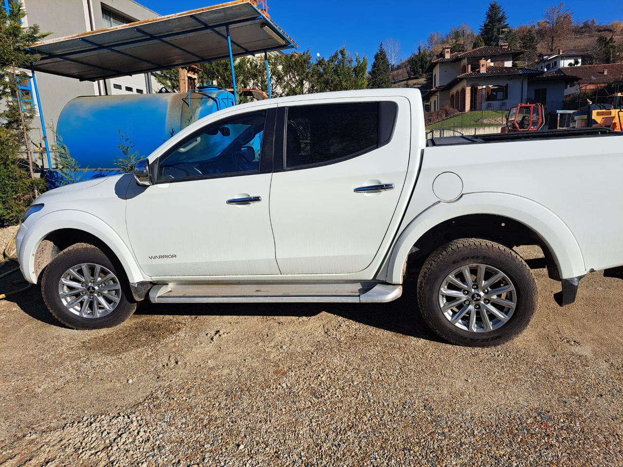 MITSUBISHI MITSUBISHI L200 - Pick up: foto 3 MITSUBISHI MITSUBISHI L200 - Pick up: foto 3