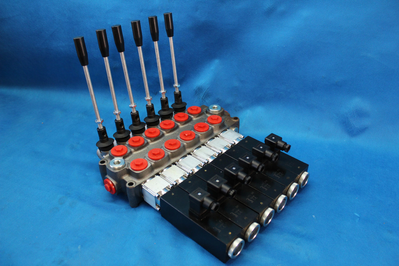 6 Sections Directional Control Valve Galtech Q95 120 l/min 31 GPM Electric solen for HDS-edged and cranes. - Pajisje mbështetëse e avionit në tokë: foto 1 6 Sections Directional Control Valve Galtech Q95 120 l/min 31 GPM Electric solen for HDS-edged and cranes. - Pajisje mbështetëse e avionit në tokë: foto 1