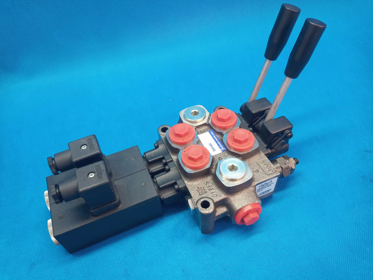 Galtech 2 Section Directional Control Valve Q45 60 L/min 16 GPM Electric Solenoi for agricultural machines, tractors, sprayers, turners, cyclops, HDS loaders, construction machines, loaders, excavators, sweepers, industrial machinery andhydraulically operated equipment - Pajisje mbështetëse e avionit në tokë: foto 1 Galtech 2 Section Directional Control Valve Q45 60 L/min 16 GPM Electric Solenoi for agricultural machines, tractors, sprayers, turners, cyclops, HDS loaders, construction machines, loaders, excavators, sweepers, industrial machinery andhydraulically operated equipment - Pajisje mbështetëse e avionit në tokë: foto 1