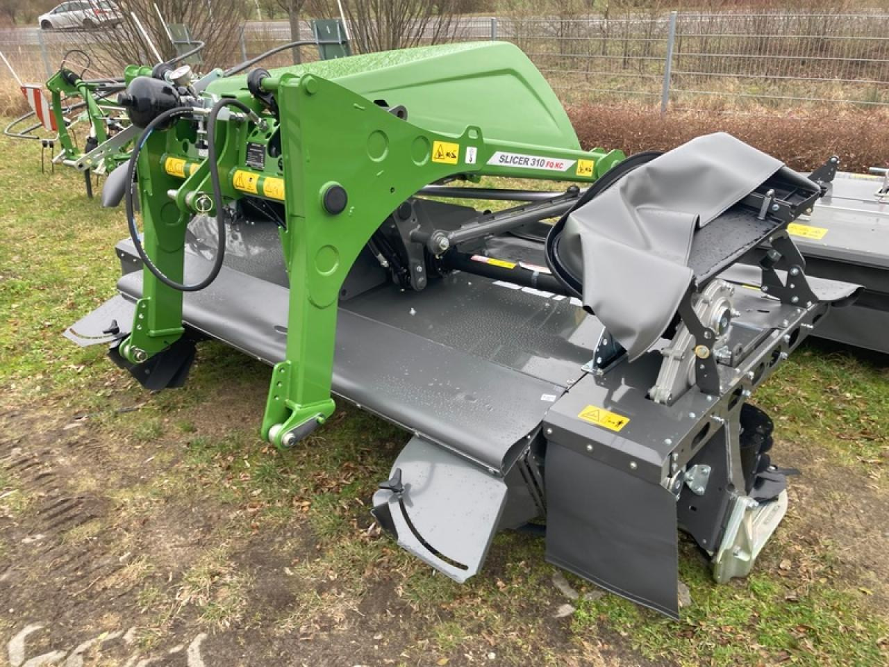 Fendt SLICER 310F - Korrëse bari: foto 4 Fendt SLICER 310F - Korrëse bari: foto 4