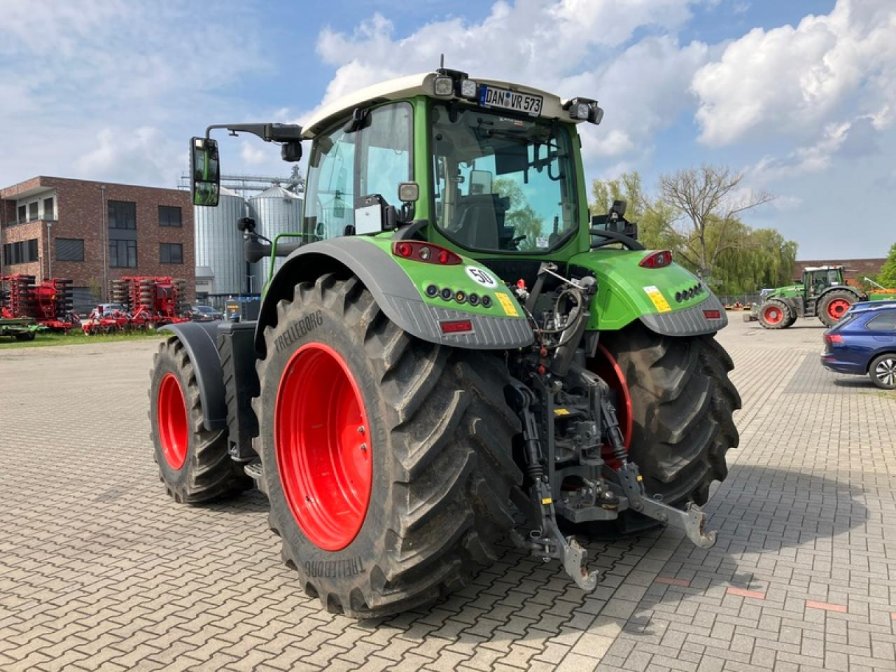 Fendt VARIO 724 GEN 6 PROFI PLUS SET 2 - Traktor: foto 3 Fendt VARIO 724 GEN 6 PROFI PLUS SET 2 - Traktor: foto 3
