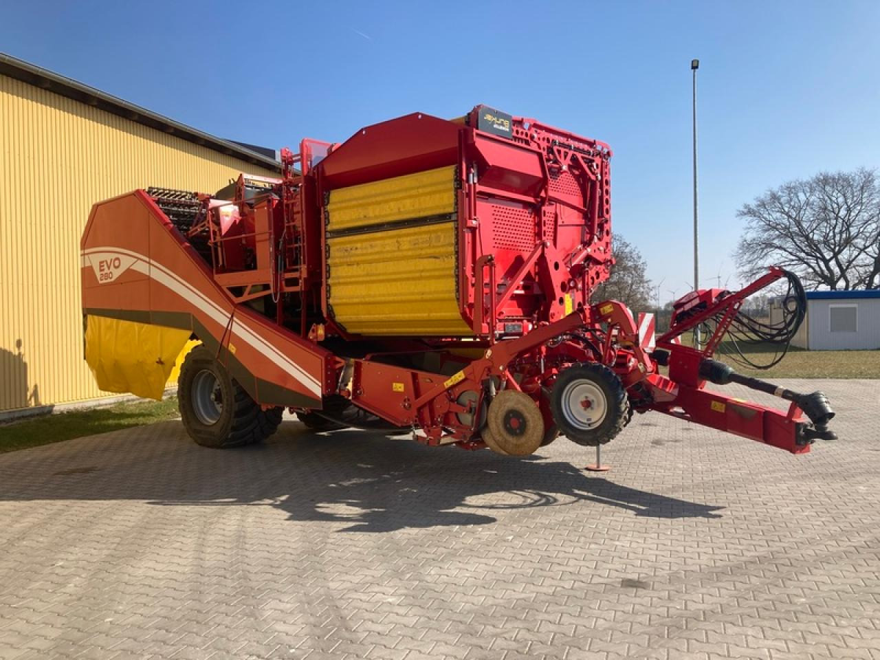 Grimme EVO 280 NONSTOP-BUNKER - Makinë për nxjerrjen e patateve: foto 3 Grimme EVO 280 NONSTOP-BUNKER - Makinë për nxjerrjen e patateve: foto 3