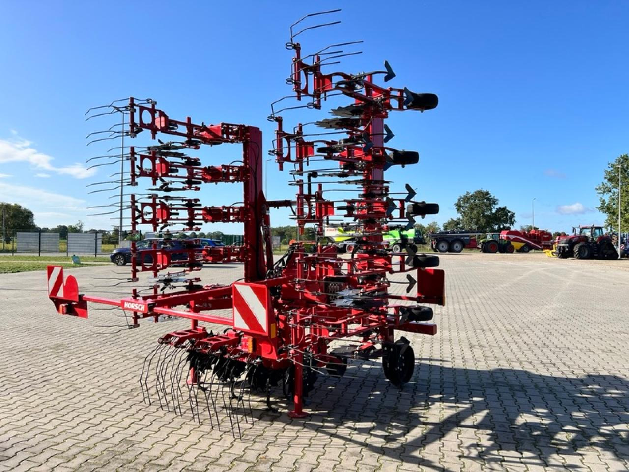 HORSCH TRANSFORMER 6 VF - Pajisje për lirimin e tokës: foto 4 HORSCH TRANSFORMER 6 VF - Pajisje për lirimin e tokës: foto 4