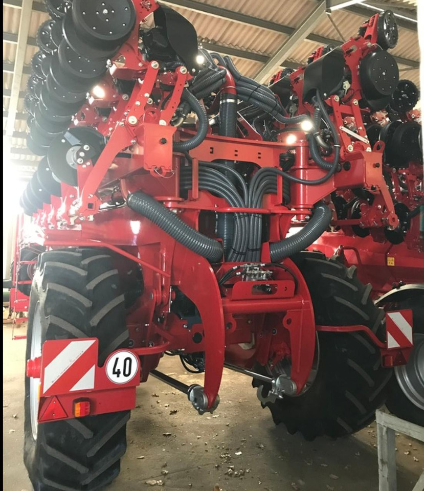 Horsch MAESTRO 12SX AUTOFORCE - Makinë mbjellëse precize: foto 3 Horsch MAESTRO 12SX AUTOFORCE - Makinë mbjellëse precize: foto 3