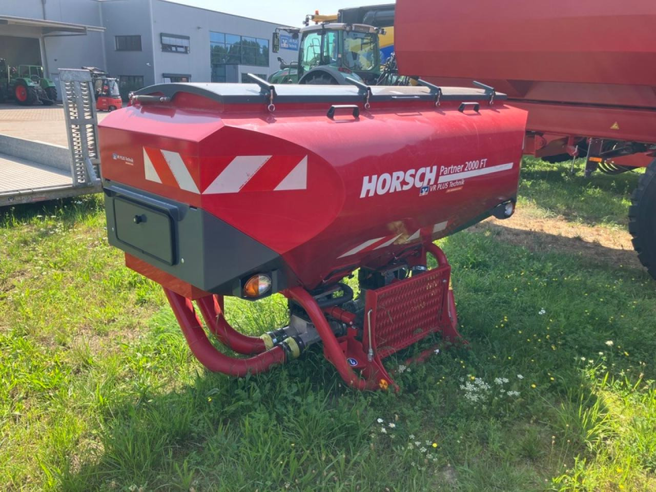 Horsch PARTNER 2000 FRONTTANK - Shpërndarës plehu kimik: foto 4 Horsch PARTNER 2000 FRONTTANK - Shpërndarës plehu kimik: foto 4