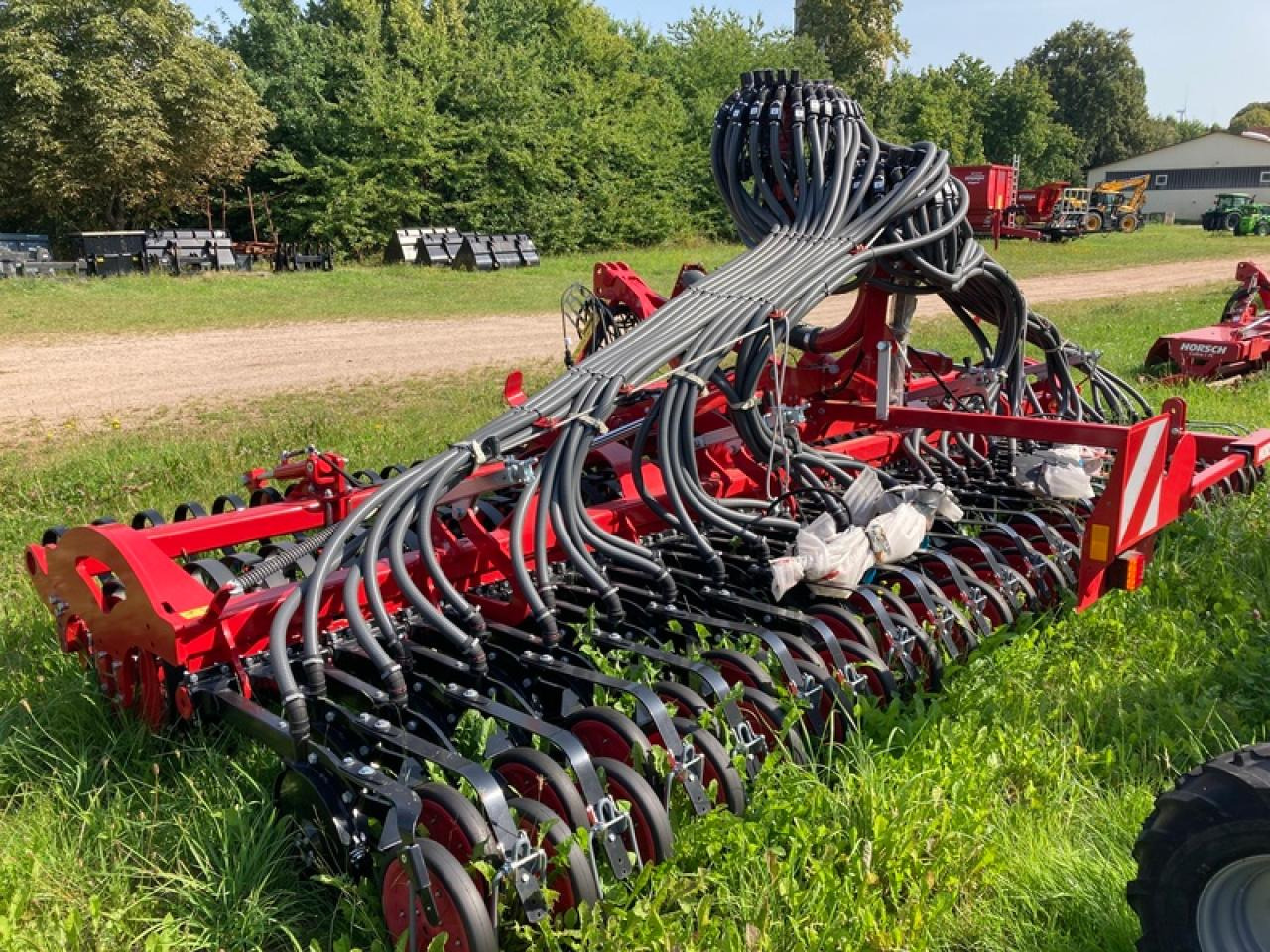 Horsch TARO 6 SL ROLLFLEX-PACKER - Mbjellëse në radhë: foto 4 Horsch TARO 6 SL ROLLFLEX-PACKER - Mbjellëse në radhë: foto 4
