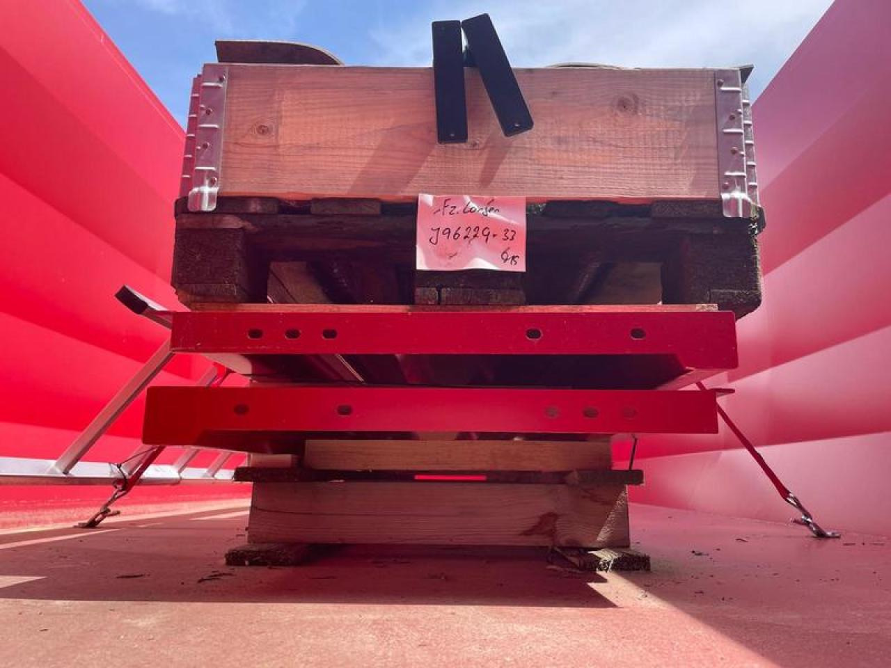 Rimorkio bujqësore vetëshkarkuese/ Shkarkues i ri Krampe BIG BODY 650 CARRIER: foto 6