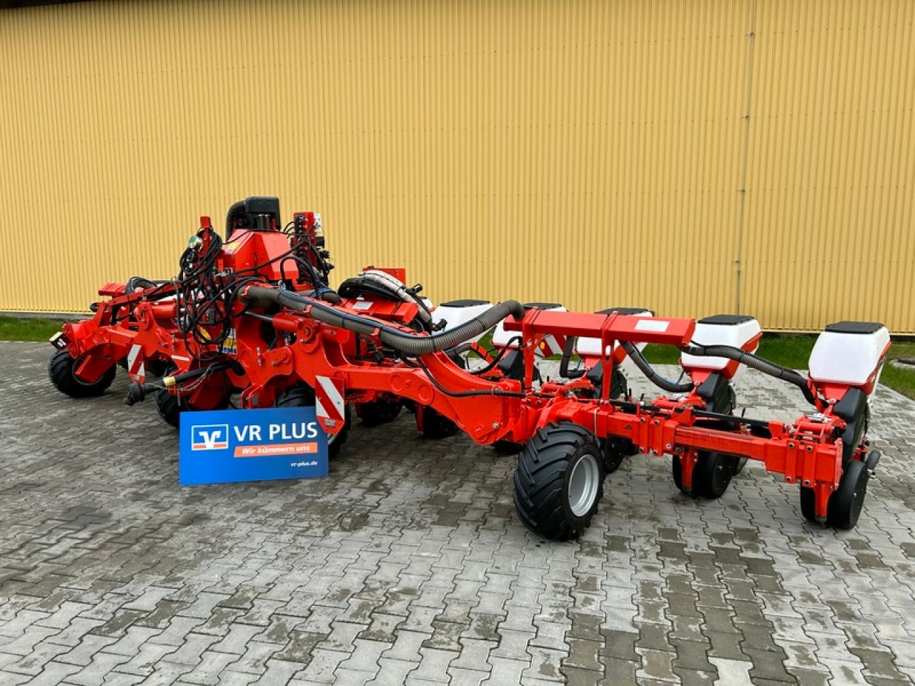 Kuhn MAXIMA 3RXLE - Makinë mbjellëse precize: foto 1 Kuhn MAXIMA 3RXLE - Makinë mbjellëse precize: foto 1
