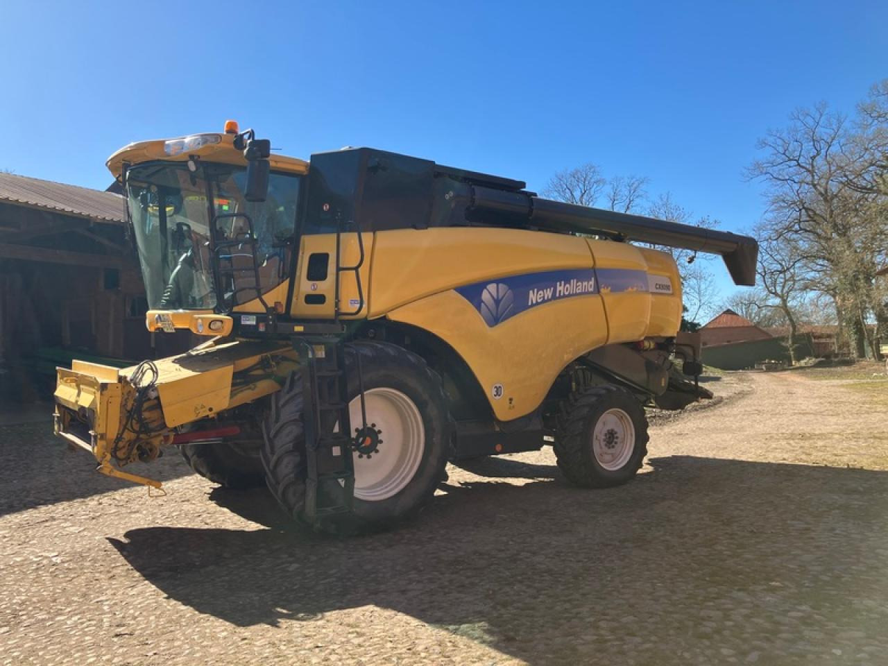 New Holland CX 8090 ALLRAD SIEBKASTENAUSGLEICH - Autokombajnë: foto 3 New Holland CX 8090 ALLRAD SIEBKASTENAUSGLEICH - Autokombajnë: foto 3