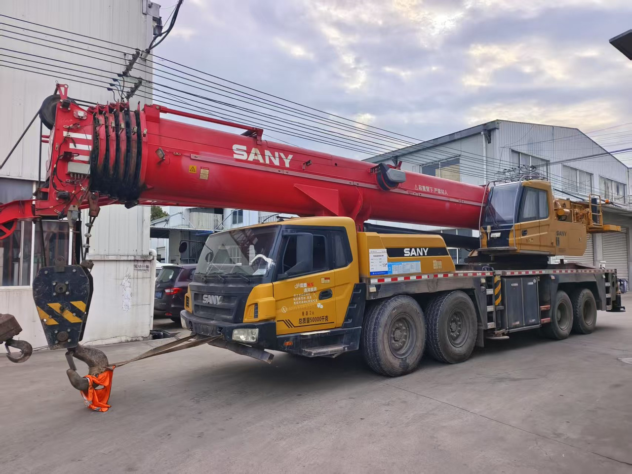 Sany xcmg zoomlion 25ton 50 ton 80ton 100 ton 200 ton 600ton - Autovinç: foto 1 Sany xcmg zoomlion 25ton 50 ton 80ton 100 ton 200 ton 600ton - Autovinç: foto 1