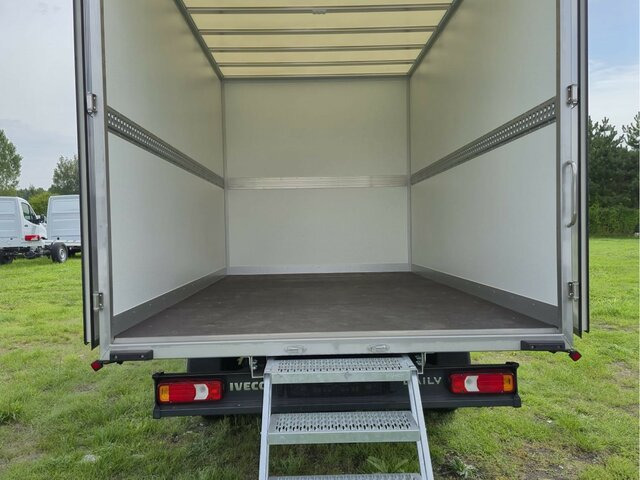 IVECO Daily 35S18 3.0 Koffer Voll-LED Navigation - Kamioncine me kontinier: foto 4 IVECO Daily 35S18 3.0 Koffer Voll-LED Navigation - Kamioncine me kontinier: foto 4