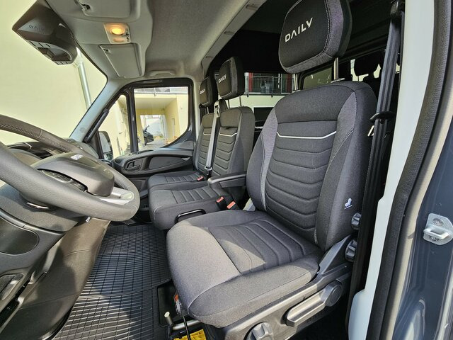 IVECO Daily 35S18HA8V DOKA Snoeks Mixto Hi-Matic 16m³ - Furgon, Kamioncine dopio kabinë: foto 4 IVECO Daily 35S18HA8V DOKA Snoeks Mixto Hi-Matic 16m³ - Furgon, Kamioncine dopio kabinë: foto 4