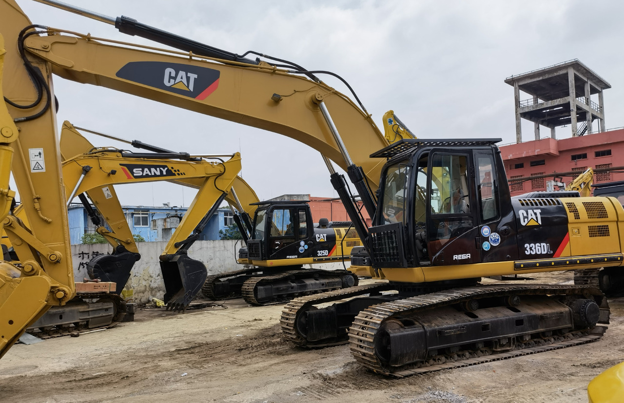 CAT 336DL Excavator - Ekskavator me zinxhirë: foto 2 CAT 336DL Excavator - Ekskavator me zinxhirë: foto 2