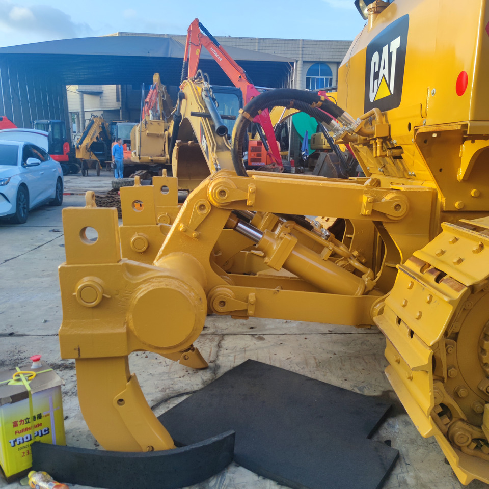CAT D6G Bulldozer - Buldozer: foto 5 CAT D6G Bulldozer - Buldozer: foto 5