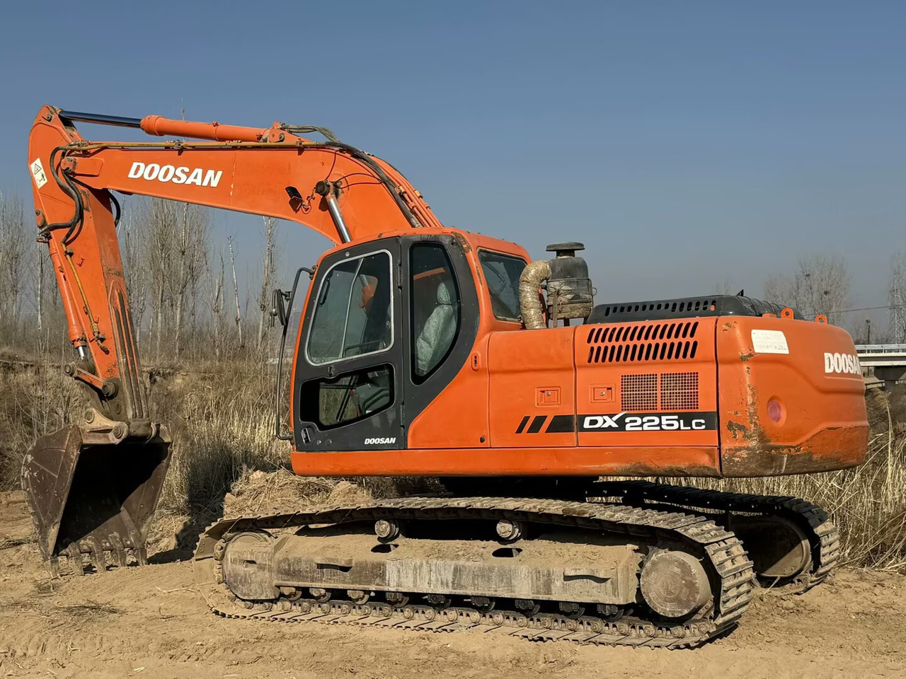 DOOSAN Doosan DX225LC Crawler excavator - Ekskavator me zinxhirë: foto 3 DOOSAN Doosan DX225LC Crawler excavator - Ekskavator me zinxhirë: foto 3