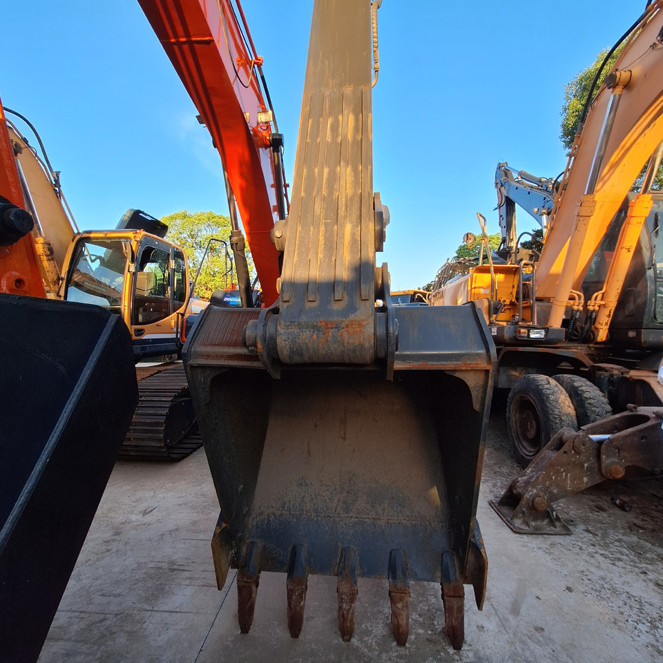 Doosan Dx225LC-9C Crawler Excavator - Ekskavator me zinxhirë: foto 5 Doosan Dx225LC-9C Crawler Excavator - Ekskavator me zinxhirë: foto 5