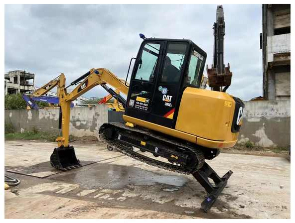 Good condition high quality original design second hand excavator CAT306E2 cat 305.5 hydraulic crawler digger for sale - Ekskavator me zinxhirë: foto 1 Good condition high quality original design second hand excavator CAT306E2 cat 305.5 hydraulic crawler digger for sale - Ekskavator me zinxhirë: foto 1