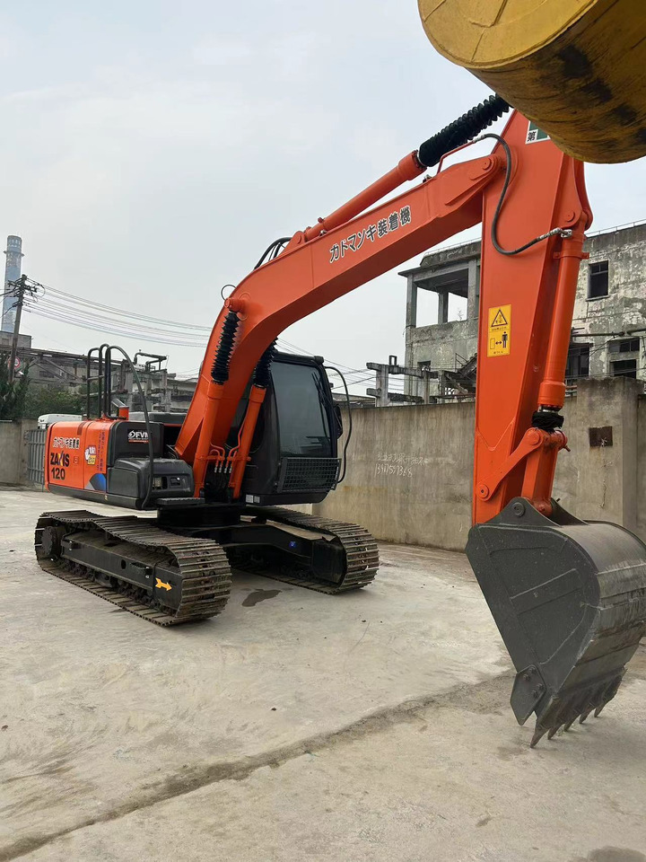Hitachi ZX120-6 Excavator - Ekskavator me zinxhirë: foto 5 Hitachi ZX120-6 Excavator - Ekskavator me zinxhirë: foto 5