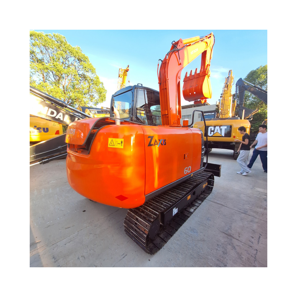 Hitachi ZX60 Excavator - Ekskavator me zinxhirë: foto 2 Hitachi ZX60 Excavator - Ekskavator me zinxhirë: foto 2