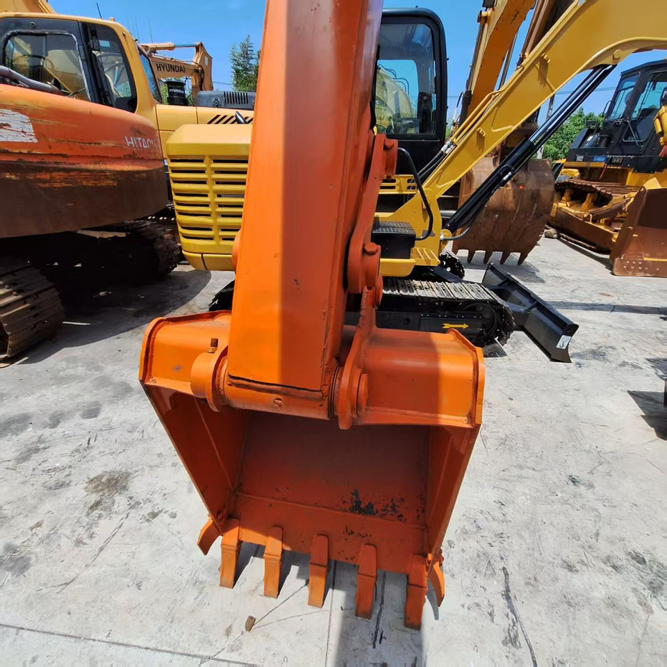 Ekskavator me zinxhirë Hitachi ZX70 Excavator: foto 6