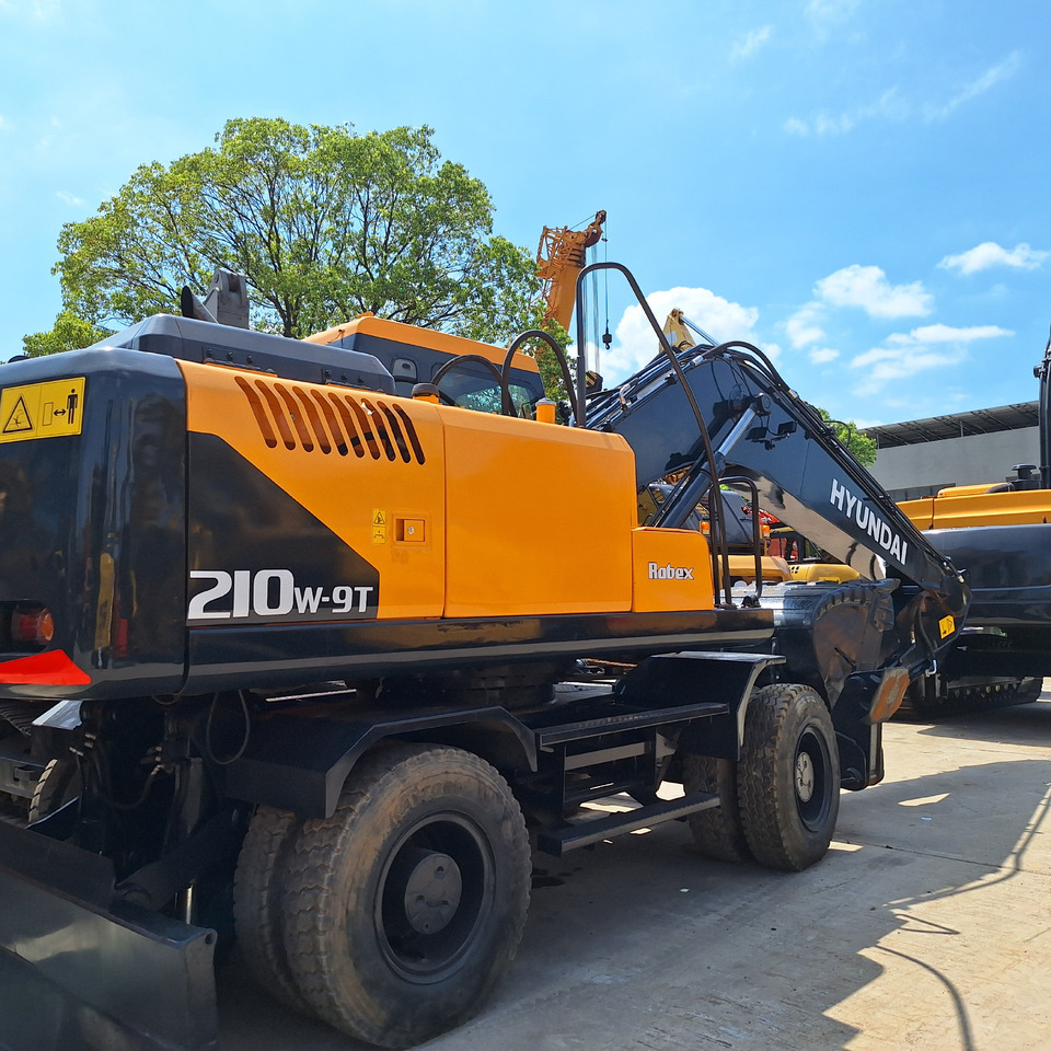 Hyundai 210w-9 wheel excavator - Ekskavator me goma: foto 5 Hyundai 210w-9 wheel excavator - Ekskavator me goma: foto 5
