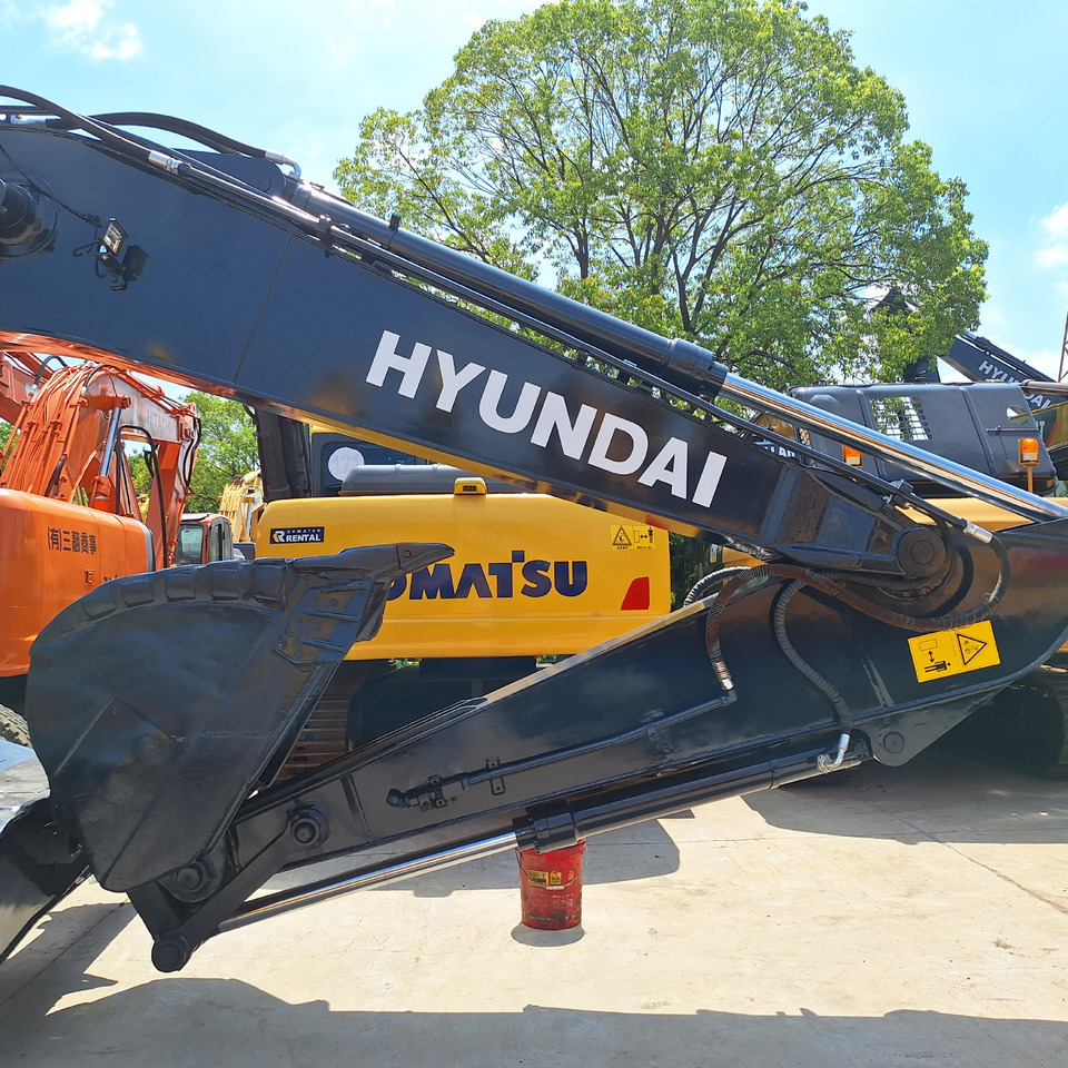 Hyundai 210w-9T wheel excavator - Ekskavator me goma: foto 4 Hyundai 210w-9T wheel excavator - Ekskavator me goma: foto 4