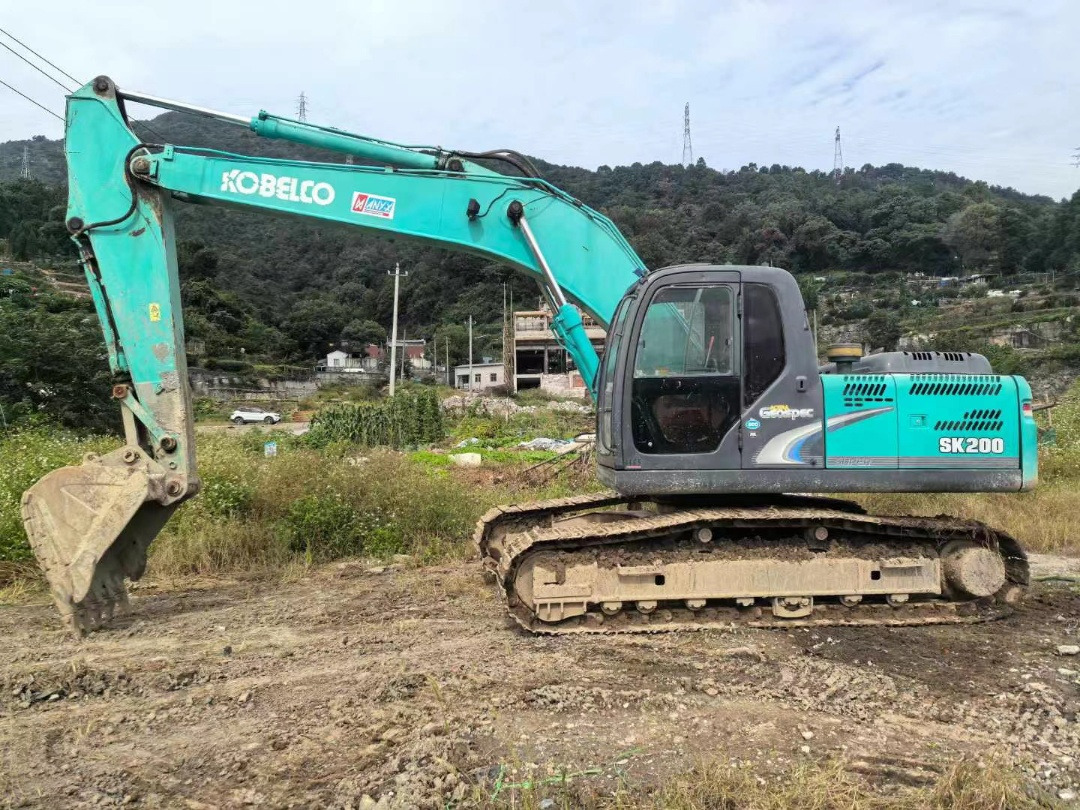 Kobelco SK200-8 Excavator - Ekskavator me zinxhirë: foto 4 Kobelco SK200-8 Excavator - Ekskavator me zinxhirë: foto 4