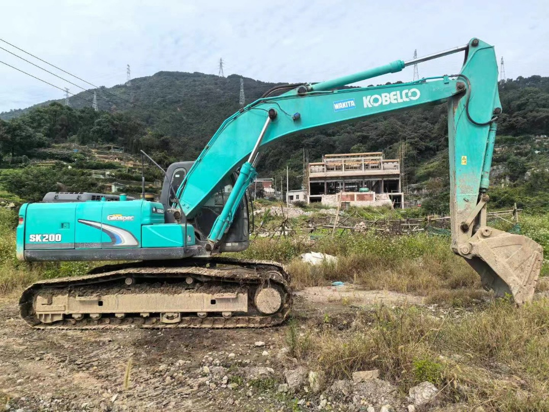 Kobelco SK200-8 Excavator - Ekskavator me zinxhirë: foto 1 Kobelco SK200-8 Excavator - Ekskavator me zinxhirë: foto 1
