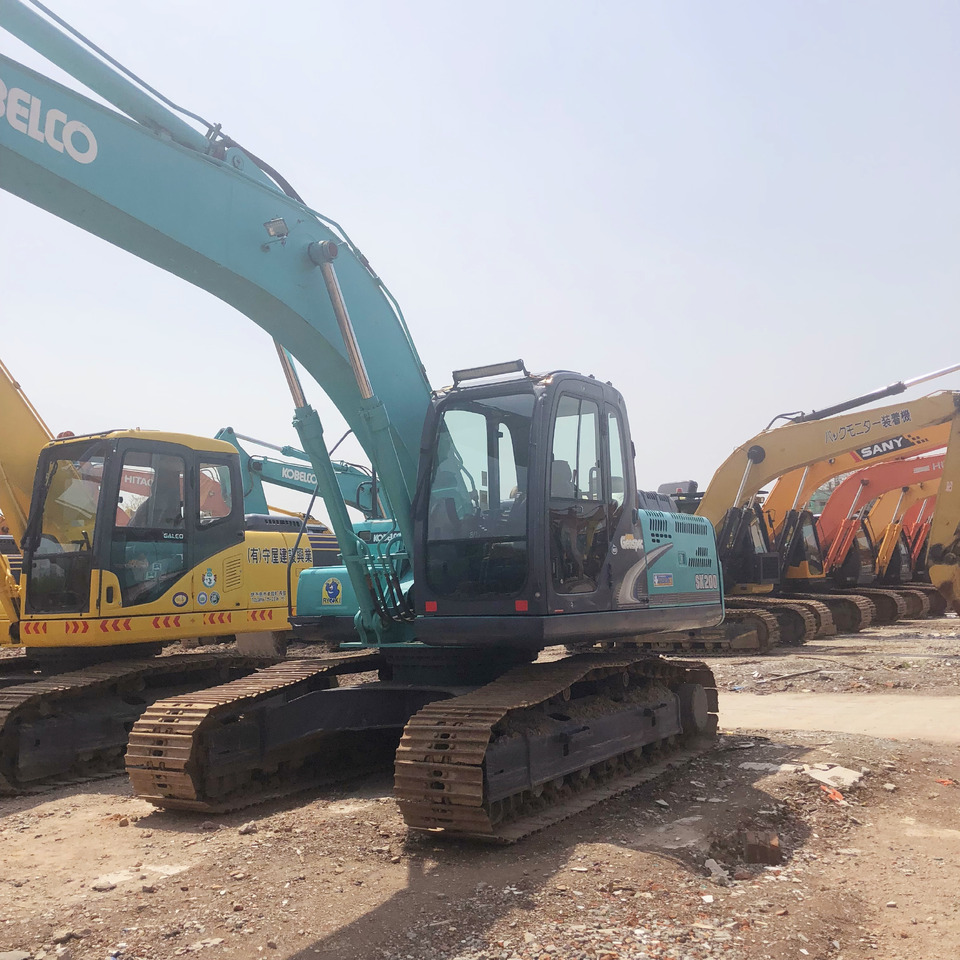 Kobelco SK200-8 excavator - Ekskavator me zinxhirë: foto 2 Kobelco SK200-8 excavator - Ekskavator me zinxhirë: foto 2